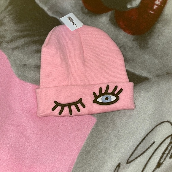 Charlotte Russe Accessories - Lash hat